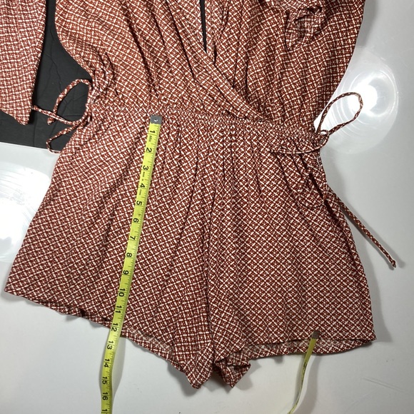 Faithfull The Brand Romper, Plunge V Neck & Back Keyhole, EUC - Picture 3 of 8